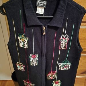 Southern Lady Black Vest with Colorful Gift Embroidery
